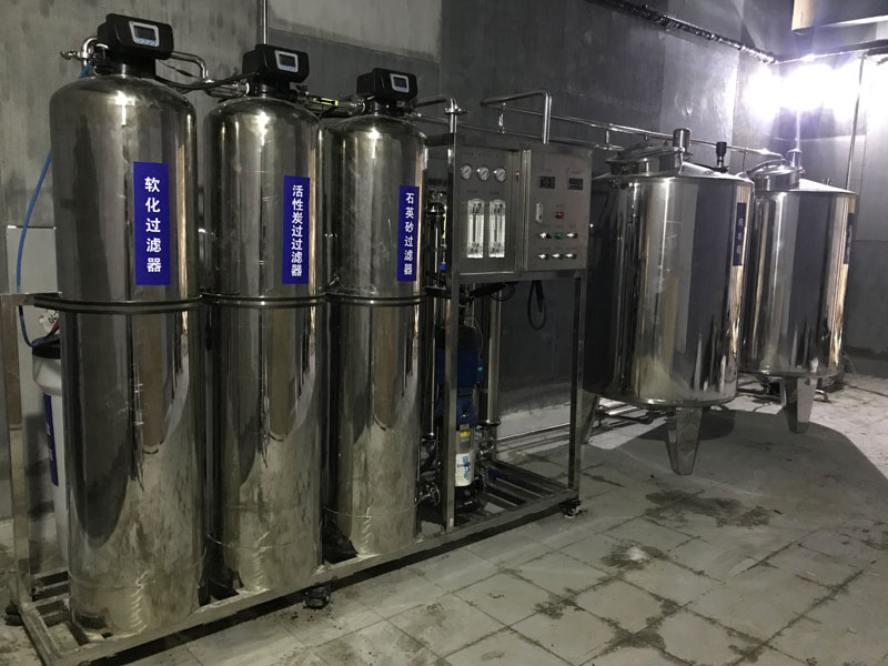 肛腸醫(yī)院1噸反滲透設(shè)備